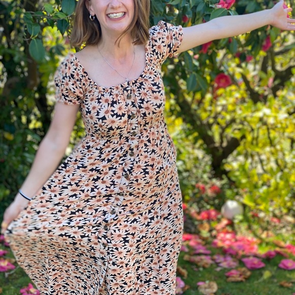 American Eagle Outfitters Black and Tan Floral Maxi Dress - Picture 6 of 6